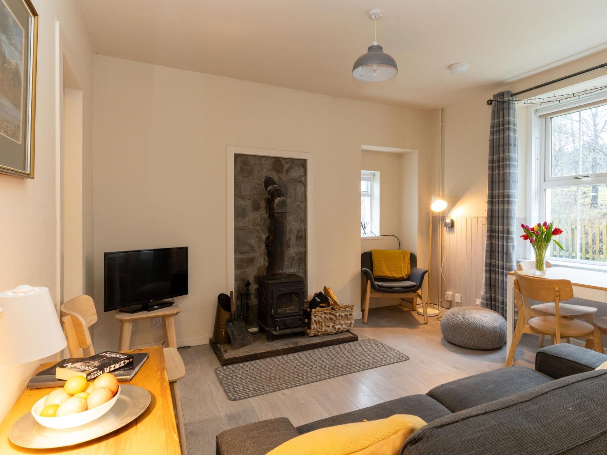 Holiday Home 2 Railway Cottage By Interhome Aviemore Exterior photo
