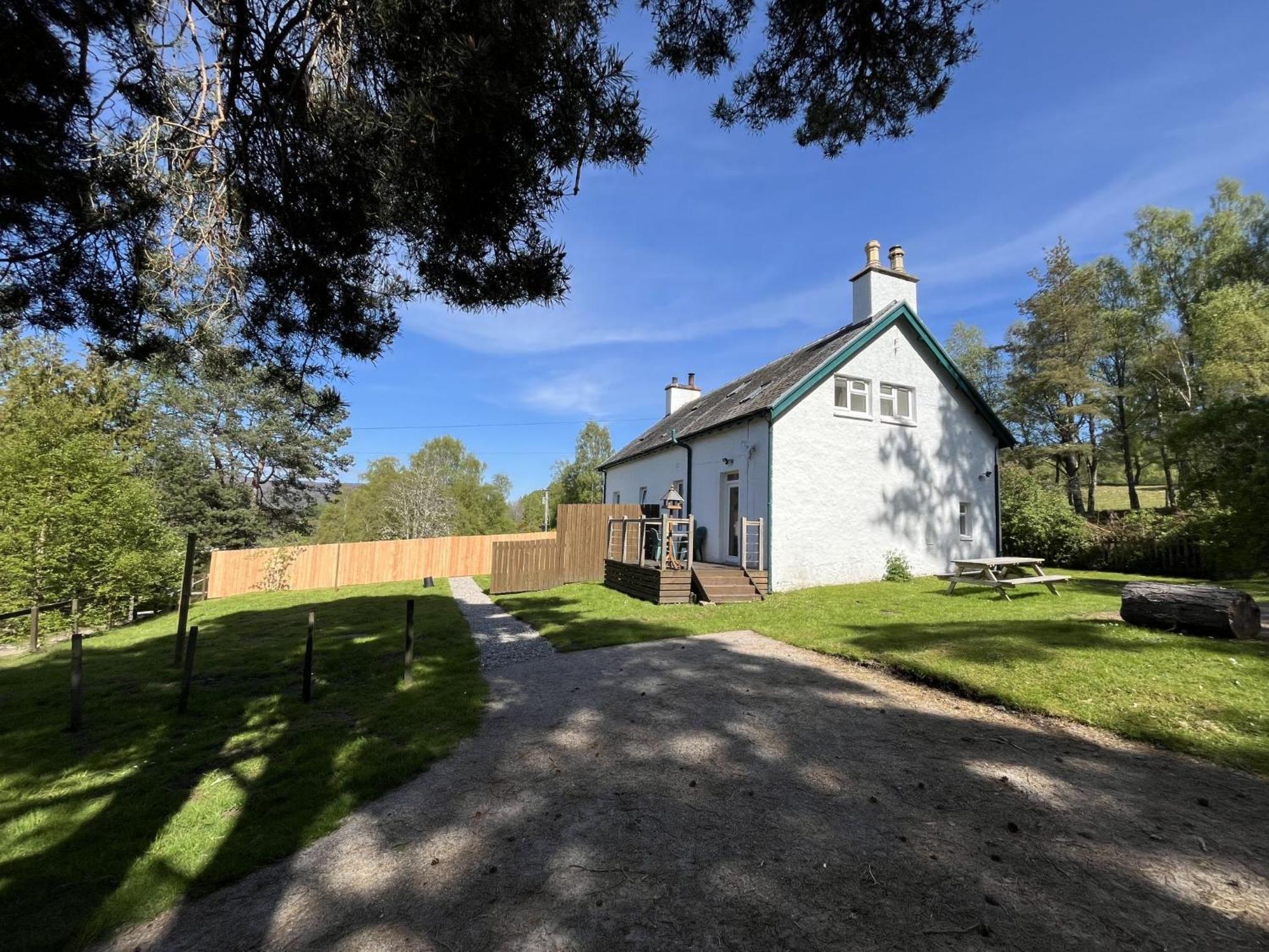 Holiday Home 2 Railway Cottage By Interhome Aviemore Exterior photo